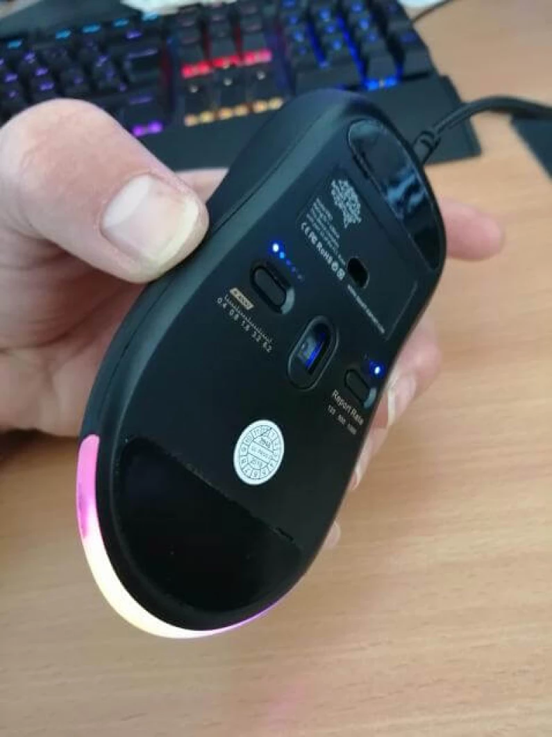 Pro Gaming Mouse - Très bon rapport qualité/prix chez Smart eSport